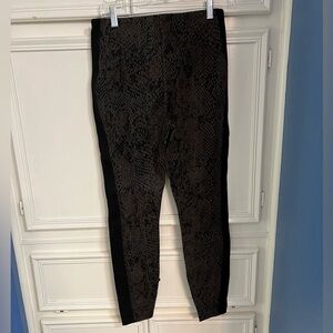 Lysse Snake Leggings NWT